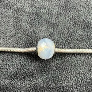 RETIRED Pandora ESSENCE - Patience Charm